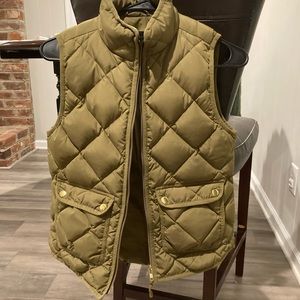 J. Crew Petite XS olive vest